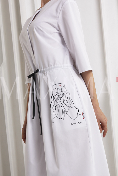 Медицинское платье-халат "Шарлотта" с вышивкой "Наброски Матисса"
